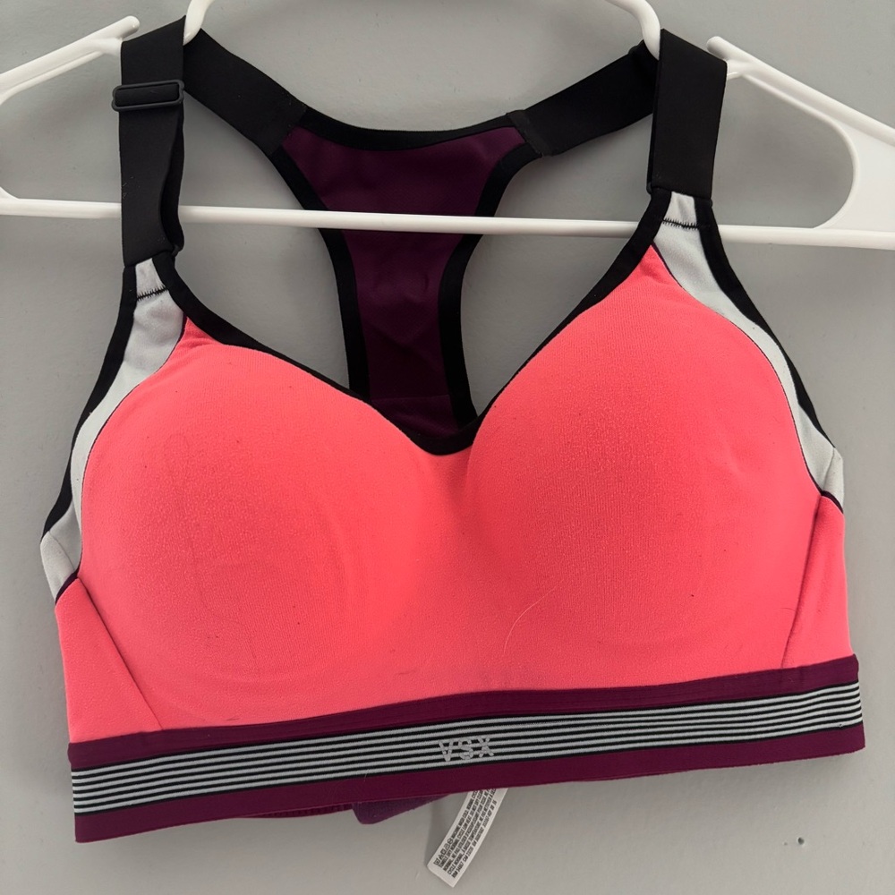 Victoria secret sports bra (32C)